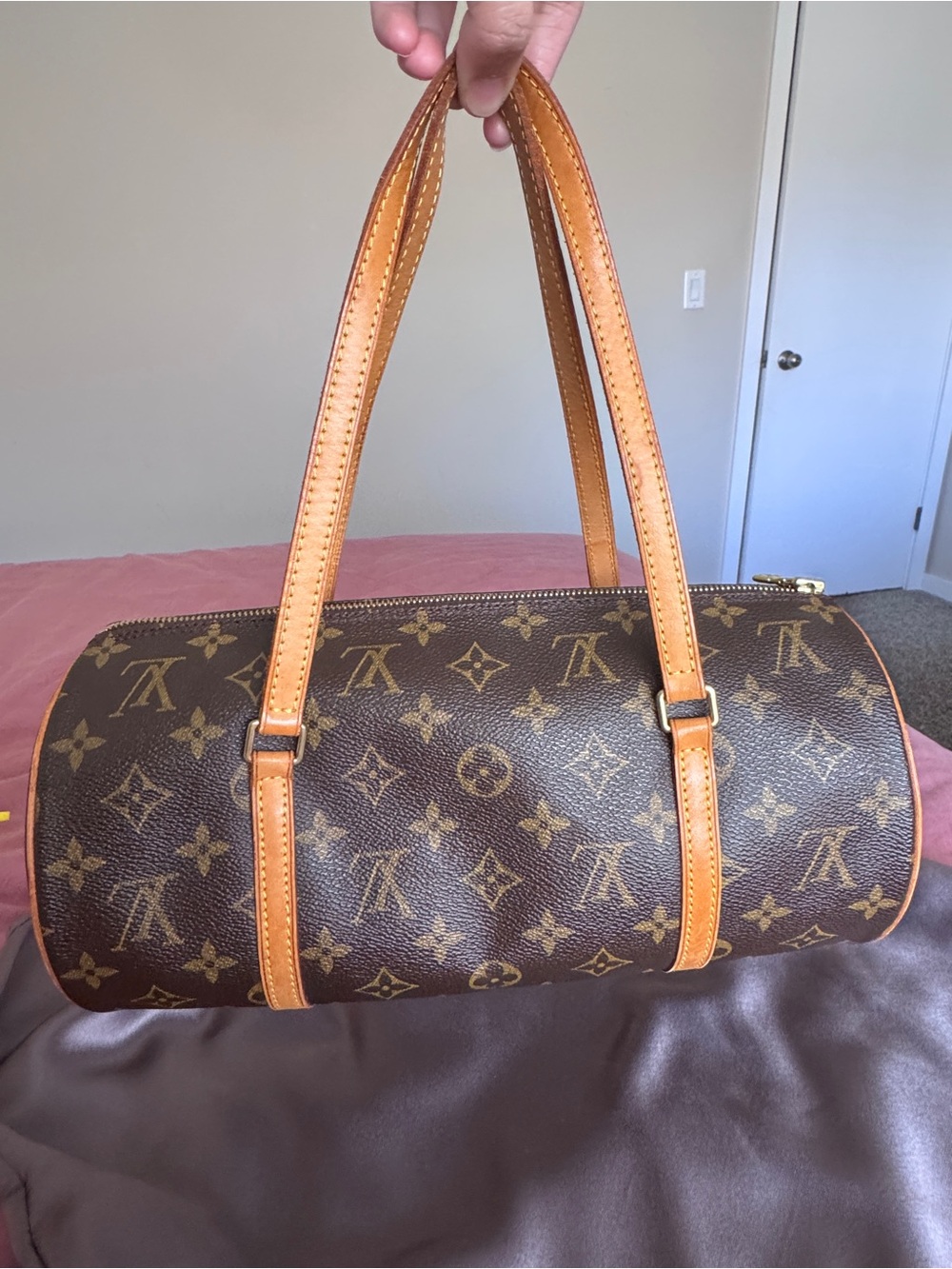 Louis Vuitton Monogram Cylinder Shoulder Bag - Brown & Tan